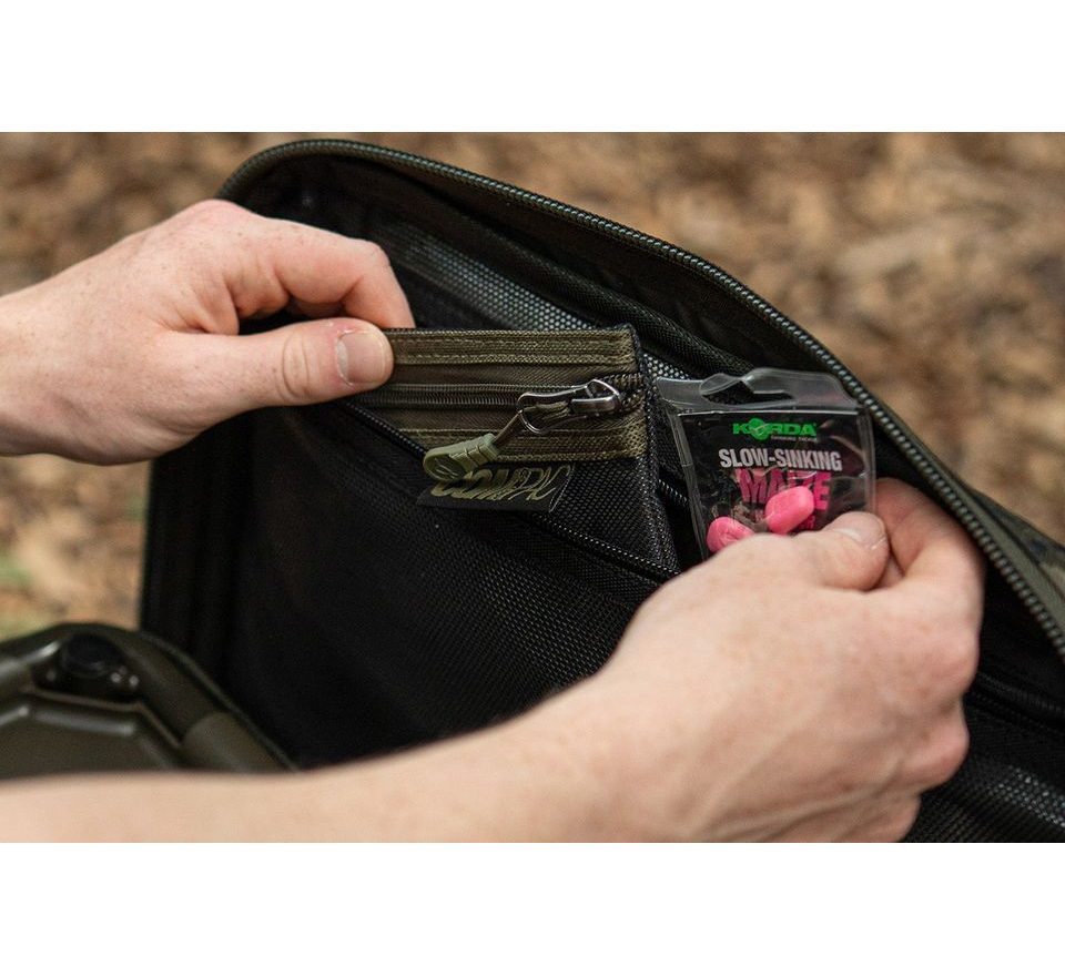 Korda Taška Compac Framed Carryall Large Dark Kamo