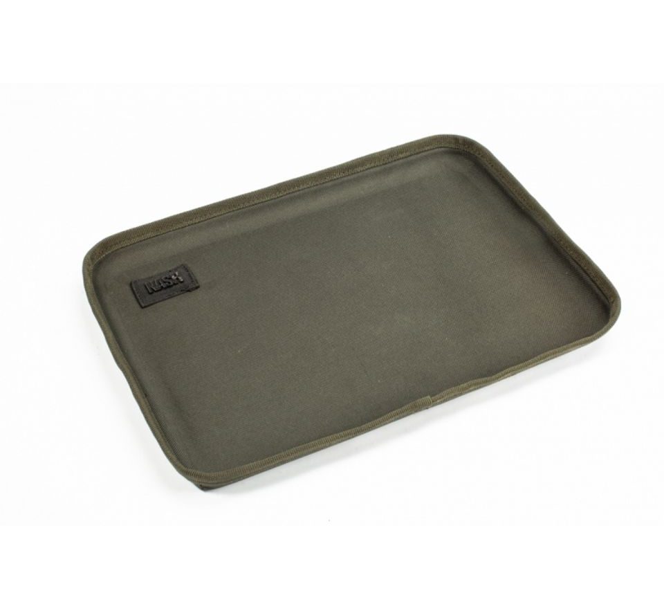 Nash Magnetická podložka Magnetic Bivvy Tray