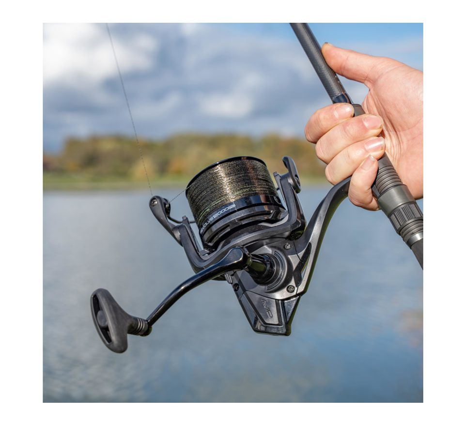 Avid Naviják Revolve 12000FD Reel