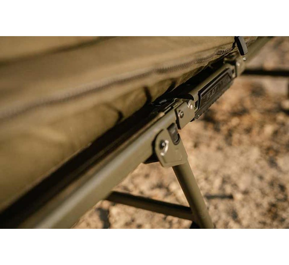 Fox Lehátko Flatliner X All Season System