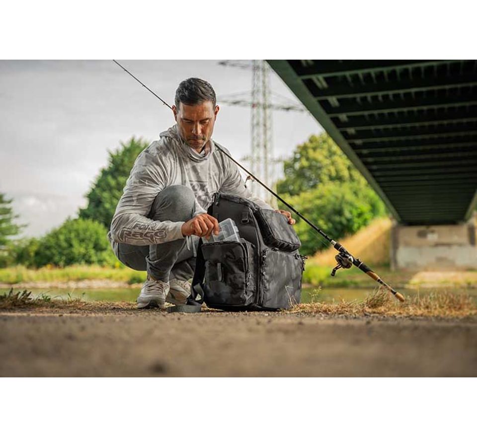 Fox Rage Batoh Camo Voyager Rucksack