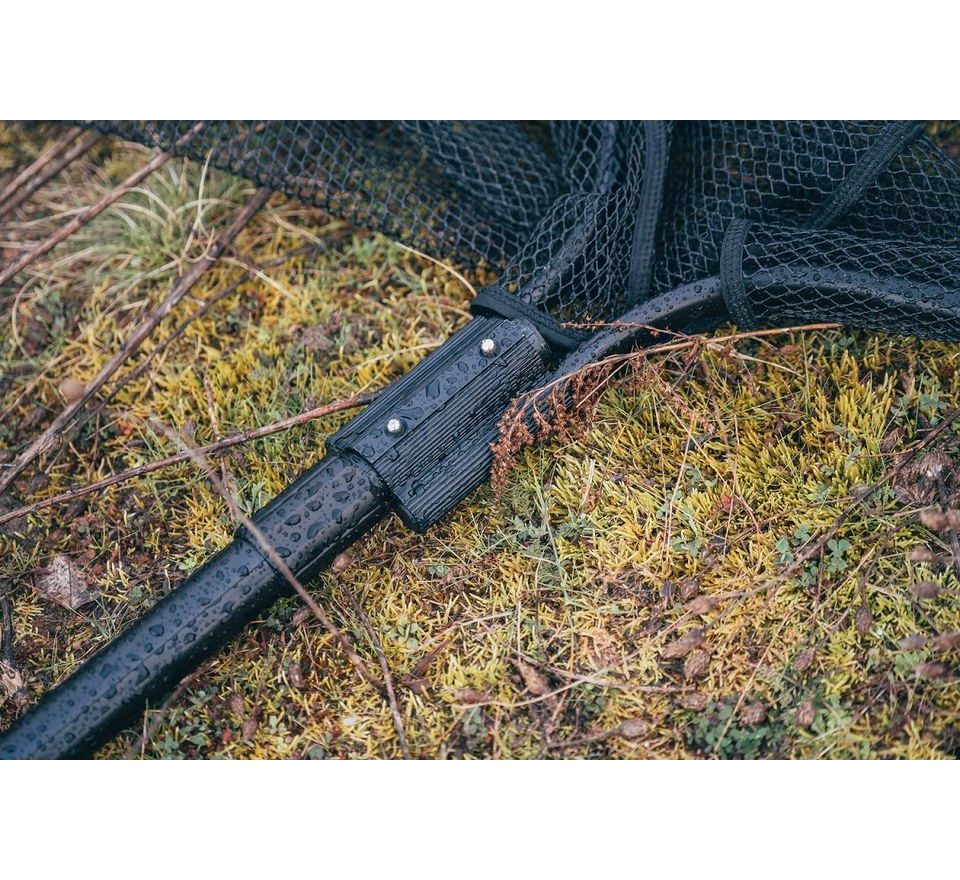 Giants fishing Podběrák Deluxe Landing Net Rubber Medium 70x60cm (2x rukojeť)
