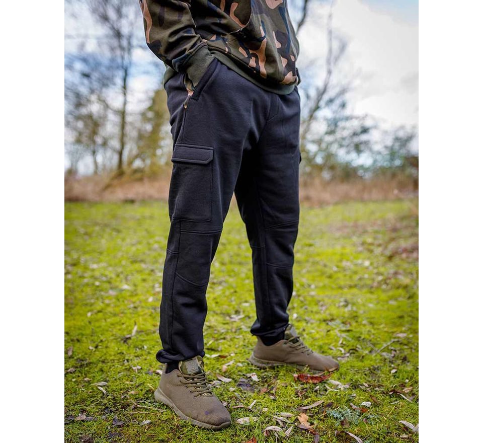 Fox Tepláky LW Black / Camo Combat Joggers