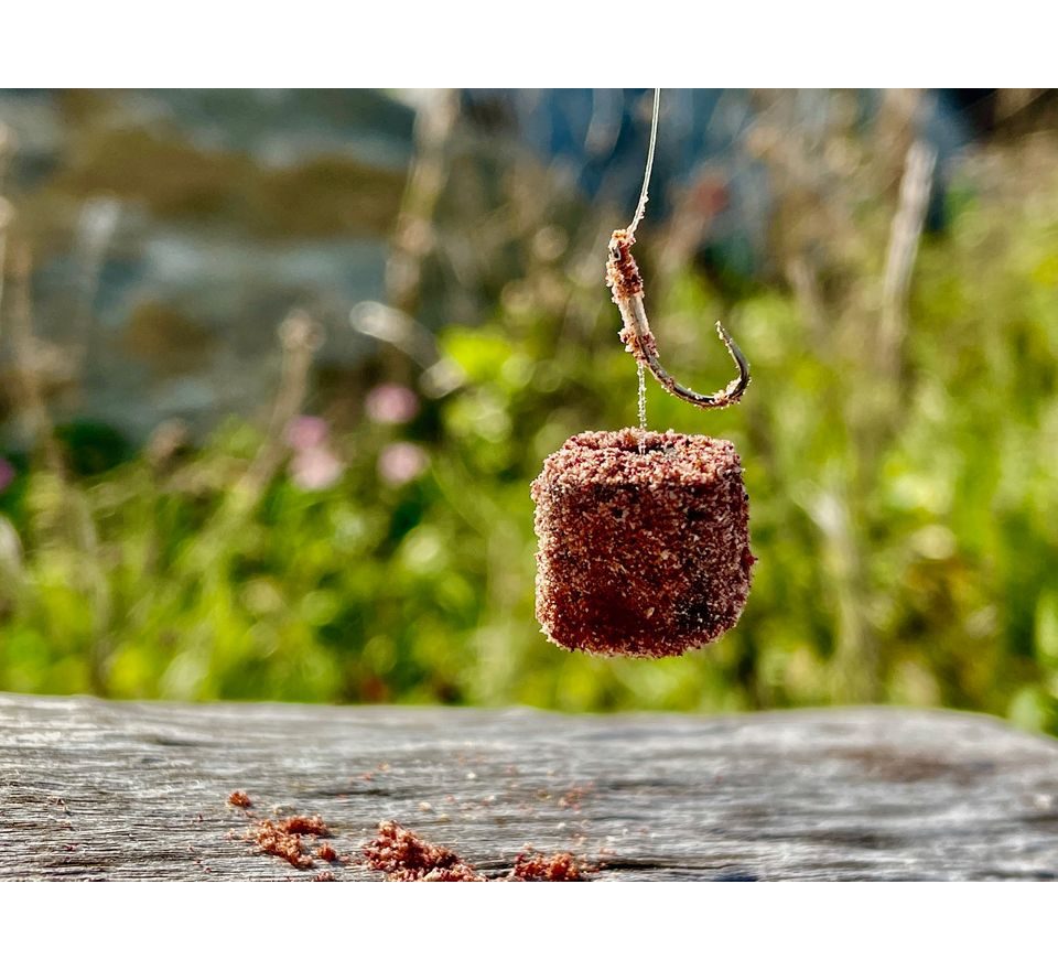 LK Baits Booster Predator Powdered 30g