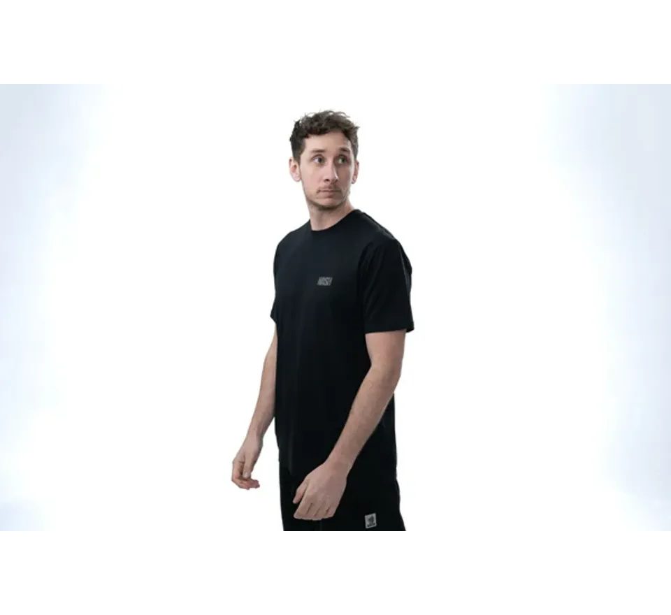 Nash Tričko Make It Happen Carp Logo T Shirt Čierne