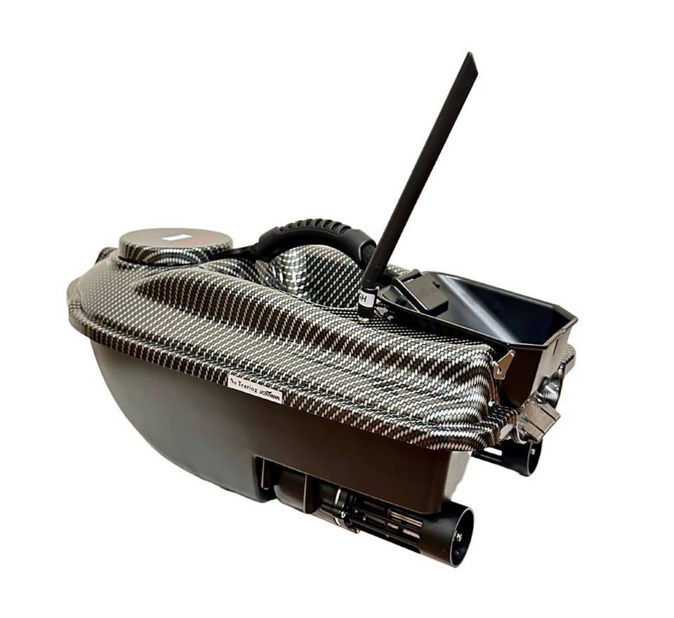 Boatman Zavážecí lodička Actor PRO s GPS, Echolotem 10Ah baterie Carbon