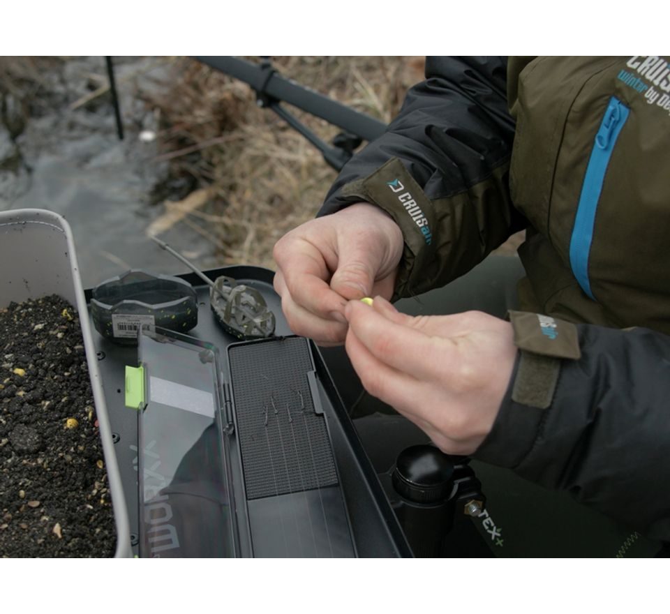 Delphin Box na feederové návazce Reaxe Rigin Maxi