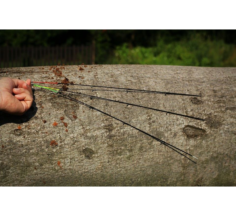 Giants Fishing Prút Black Method Feeder 3.3m 40-90g + Naviják Gaube FD 3000