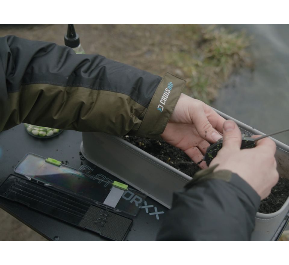 Delphin Box na feederové návazce Reaxe Rigin Mini