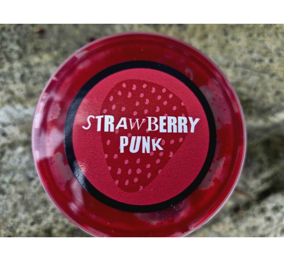 G.B.U. Boilies v dipu Bullets Strawberry Punk 200g