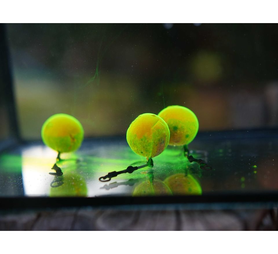 G.B.U. Boilies Mutant Extreme Crab + Mulberry w/Holy Smoke 130g