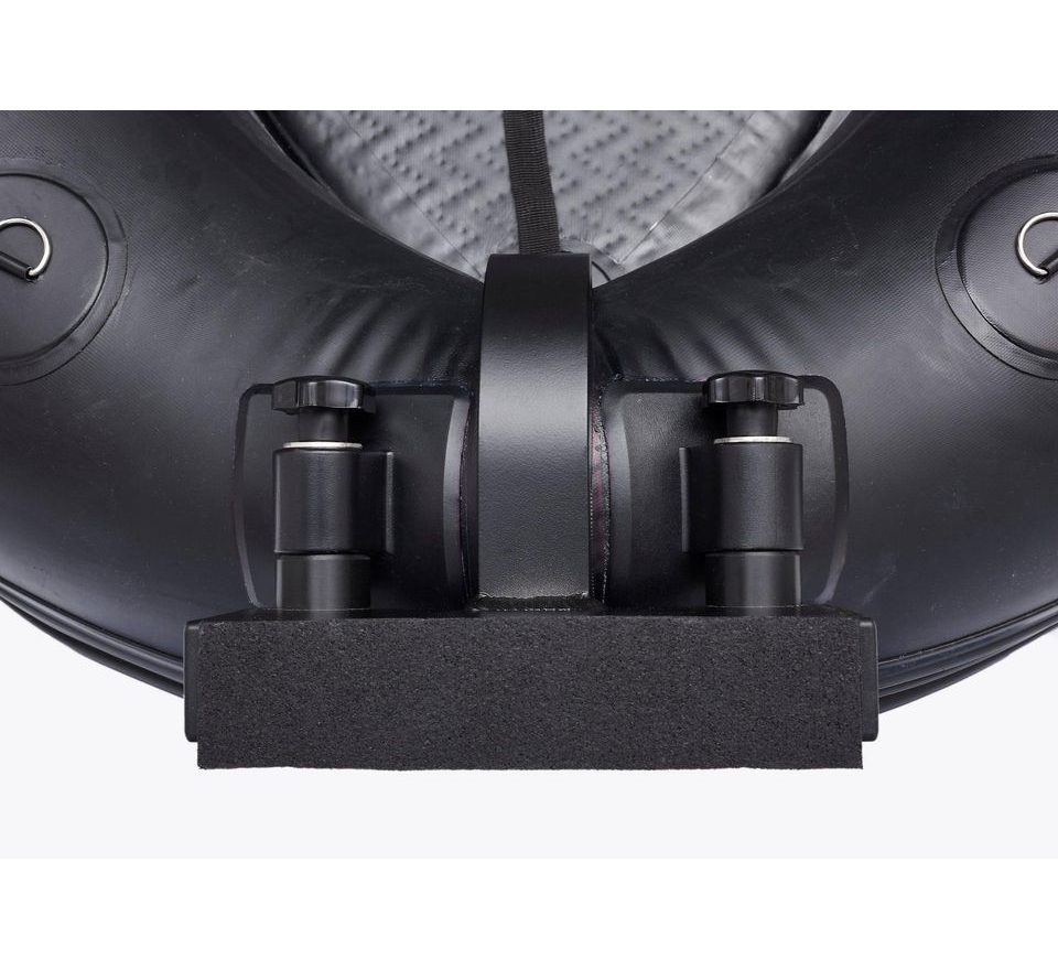 Savage Gear Držák motoru Pointy Bow Belly Boat Engine Bracket 3 P