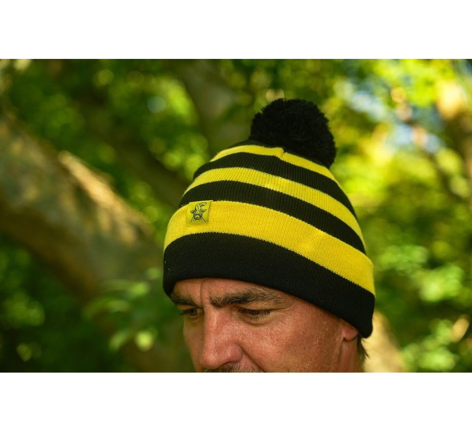 Black Cat Čiapka Bobble Hat