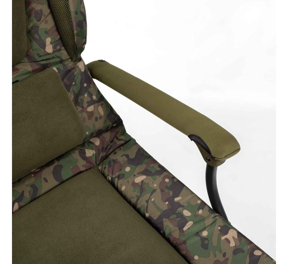 Trakker Křeslo komfortní s područkami Levelite Camo Longback Chair