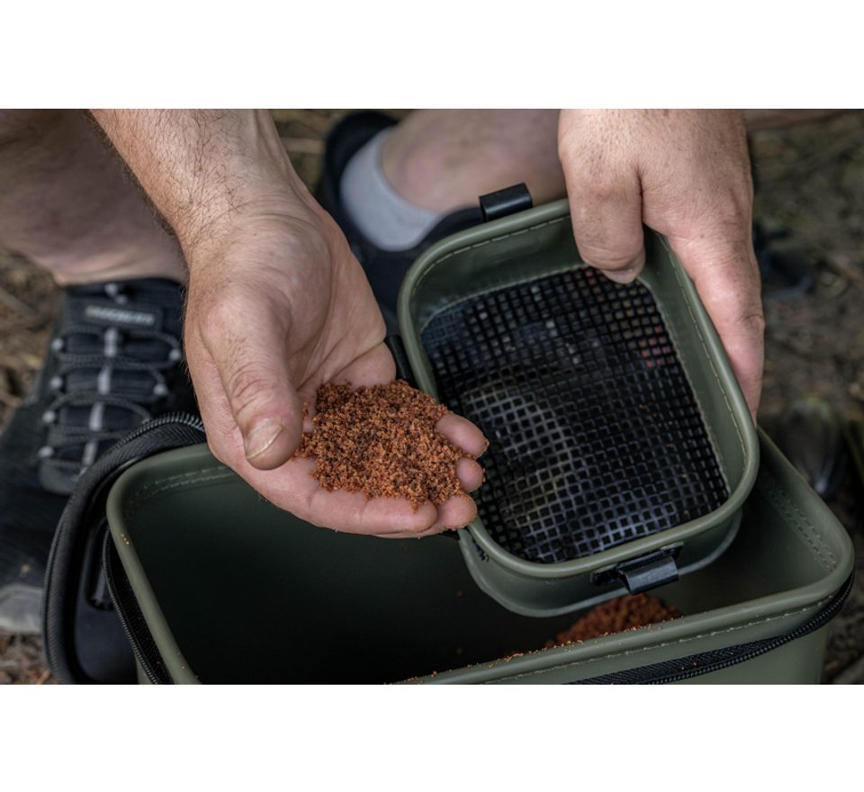 Korum Taška EVA Solid Bait Station 8L