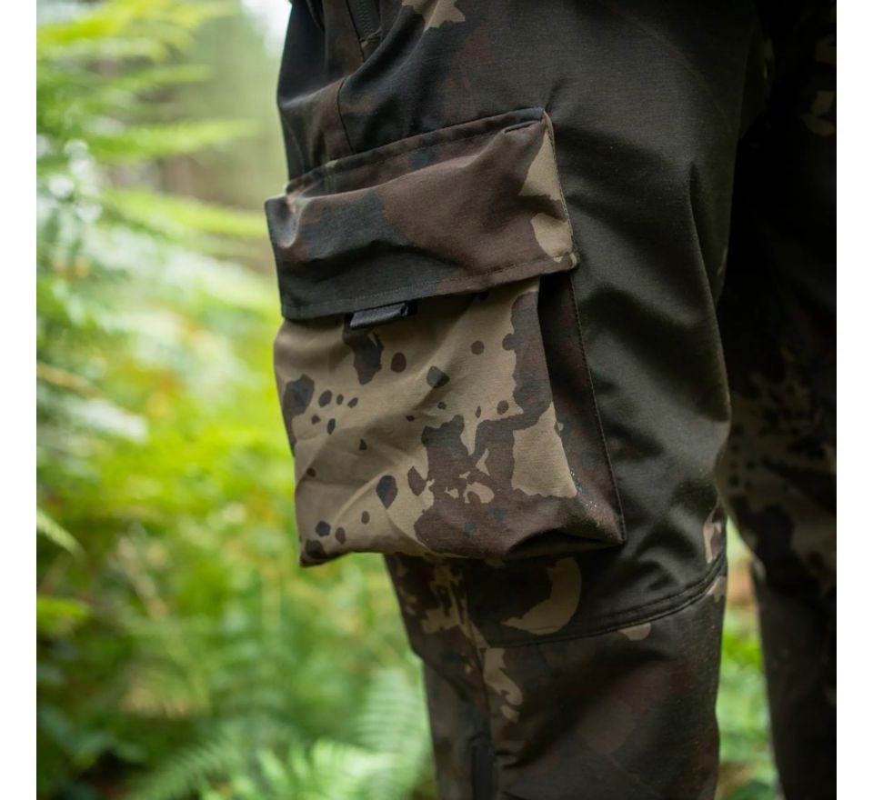 Nash Kalhoty ZT Helluva Waterproof Trousers Camo