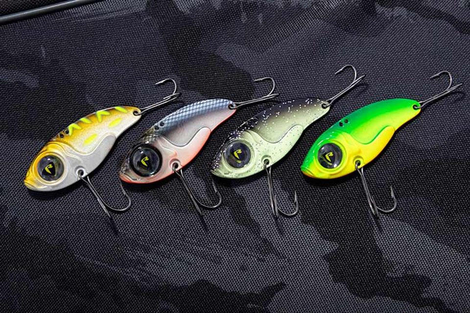 Fox Rage Nástraha Big Eye Blade UV Pike | Chyť a pusť