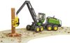 02135 Harvestor John Deere 1270G těžební stroj