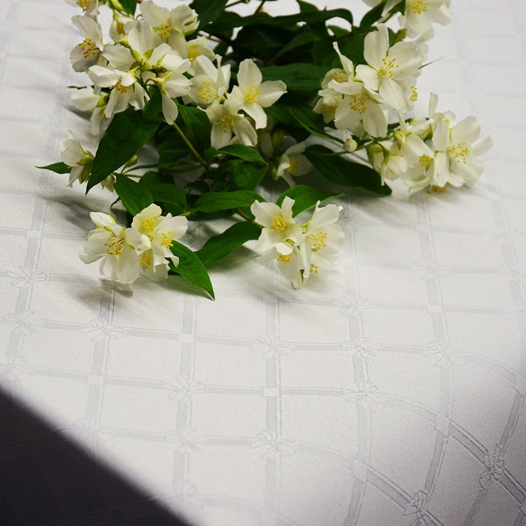 Ubrus Gastro Klasik Flora - bílý 75x75 cm | Peknydarek.cz