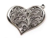 Přívěsek srdce s ornamenty 30x37mm (1 ks)