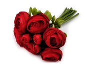 Umělá kytice pryskyřník