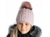 Dívčí zimní čepice s perlami a bambulí