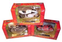 Motorka 1:18 mix kovový model