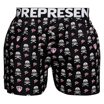 Pánským trenkám Represent ještě neodzvonilo