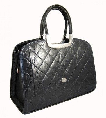 Grosso kabelky stále frčí - pevná kabelka