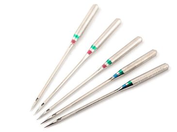 Jehly, nitě, háčky, nůžky, metry potřebujete k tvoření