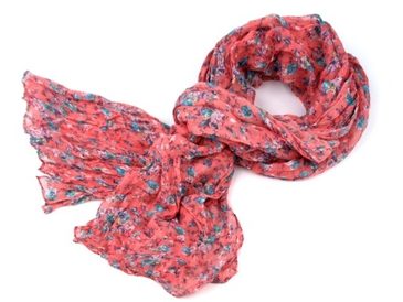 Šátky, klobouky a sluneční brýle pro letní chvíle aneb před sluníčkem je potřeba se chránit