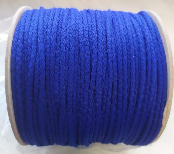 Polyesterová oděvní šňůra 4 mm barevná návin 100 m