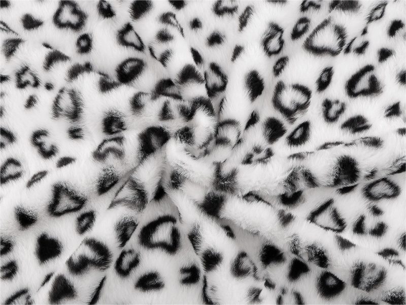 Kožešina zvířecí vzor METRÁŽ