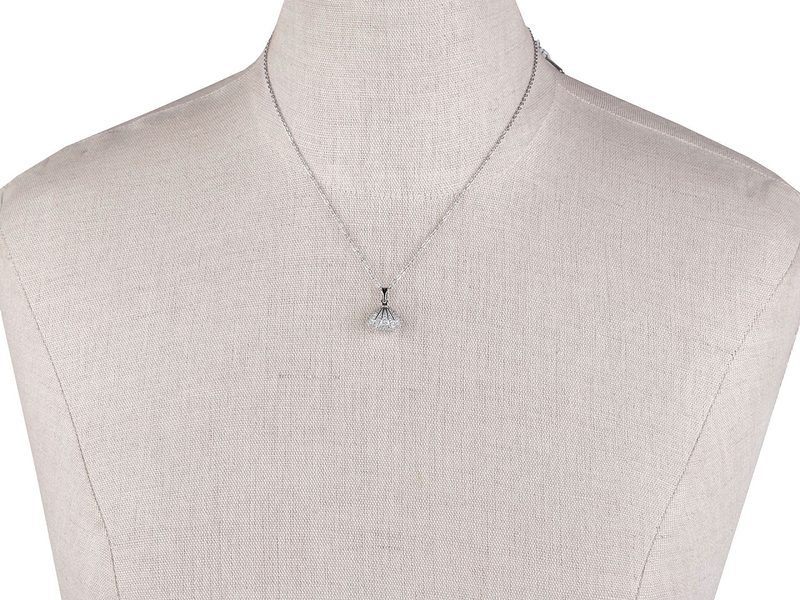 Náhrdelník z nerezové oceli mušle s perlou