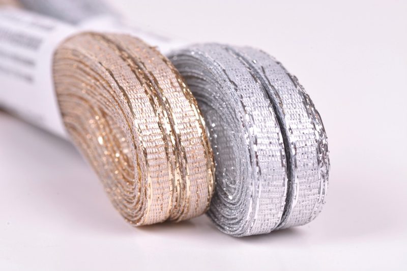 Stuha lurexová torsade šíře 3 mm návin 10 m