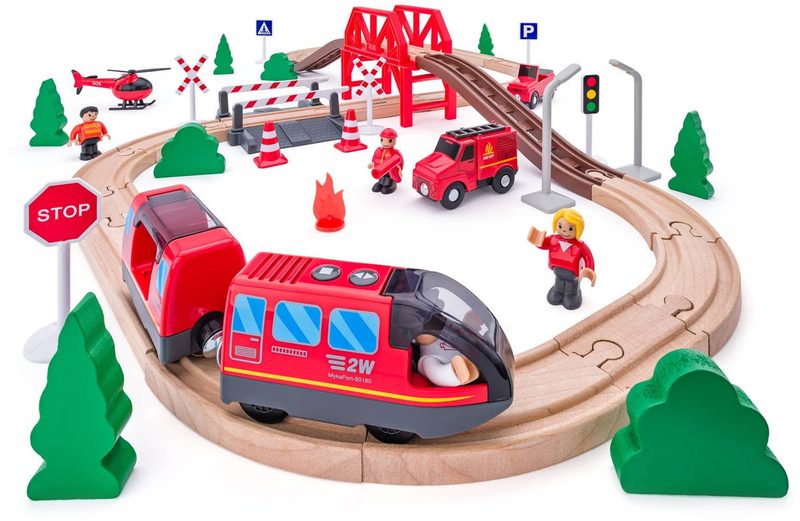 WOODY DŘEVO Vláčkodráha hasiči s elektrickou mašinkou na baterie