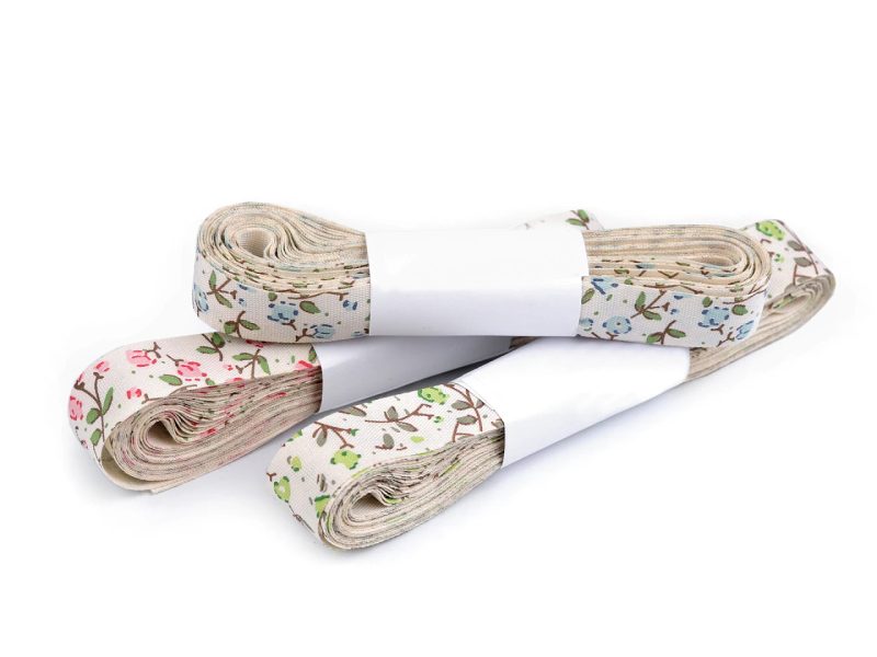 Bavlněná stuha šíře 15 mm květy návin 5 m