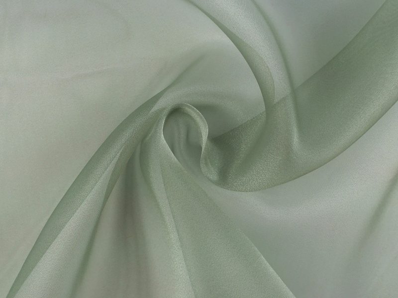 Organza s leskem