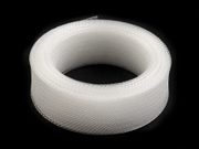 Modistická krinolína na vyztužení šatů a výrobu fascinátorů šíře 2,5 cm METRÁŽ