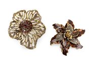 Brož s broušenýmim kamínky květ