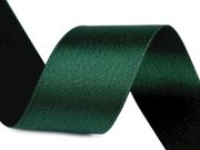 Atlasová stuha oboustranná s lurexovým leskem šíře 40 mm METRÁŽ — 6 zelená tmavá