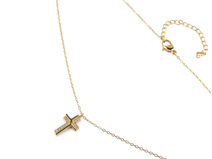 Náhrdelník z nerezové oceli křížek s broušenými kamínky