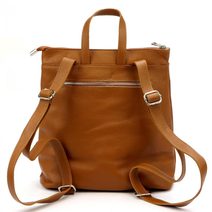 Kožená malá dámská crossbody kabelka na řetízku černá