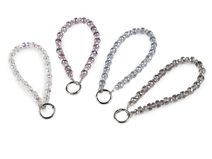 Přívěsek na mobil ze skleněných korálků