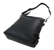 Kožená velká černá broušená praktická dámská kabelka