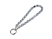 Přívěsek na mobil ze skleněných korálků