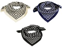 Saténový šátek s proužkem 55x55 cm