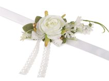 Náramek s květy pro družičky s uvazovací stuhou