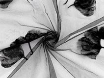 Tyl s listy ginkgo metráž