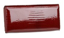 Černá lakovaná dámská kožená peněženka v dárkové krabičce